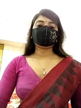 Puja-Rane online show from 12-23-25, 02:20