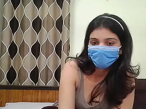 Snapshot of Cute_babydoll099 chatting on 10-15-25, 08:36 Cute babydoll099 online show from 10-15-25, 08:36