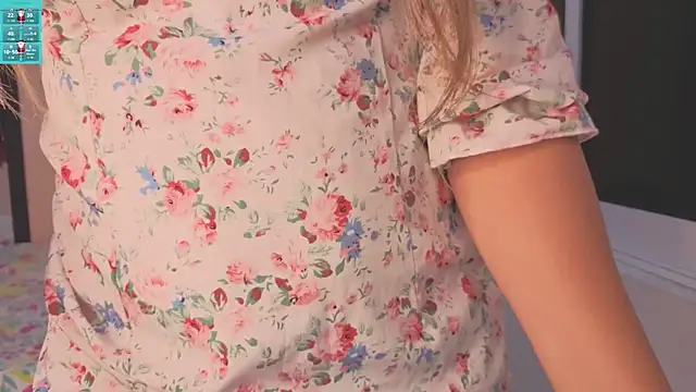 Aiilyn Ds online show from 11-22-25, 06:34