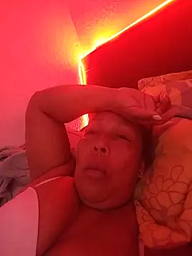 Naomi-Mature online show from 05-28-26, 11:18