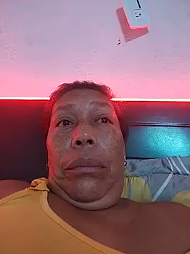 Naomi-Mature online show from 06-08-26, 10:04