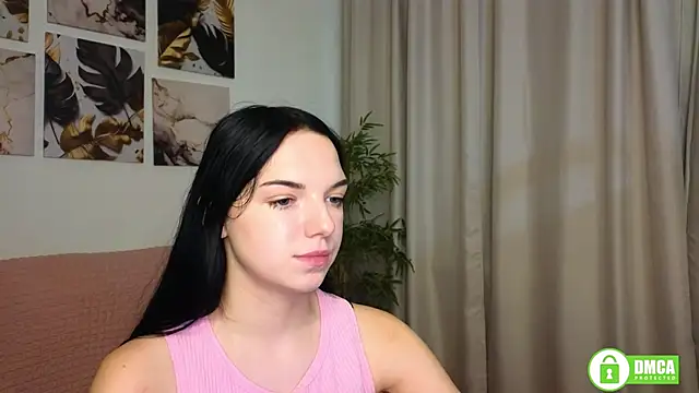 Snapshot of Hey_Caroline chatting on 09-08-25, 09:25 Hey Caroline online show from 09-08-25, 09:25