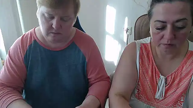 Bertie Adeline online show from 10-30-25, 07:43