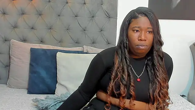 nahiroby ebony online show from 04-15-26, 05:53