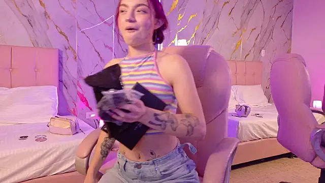 Red kytty6 online show from 03-12-26, 03:56