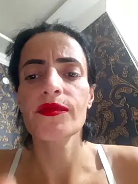 Gecenin Kralicesi online show from 11-06-25, 06:42