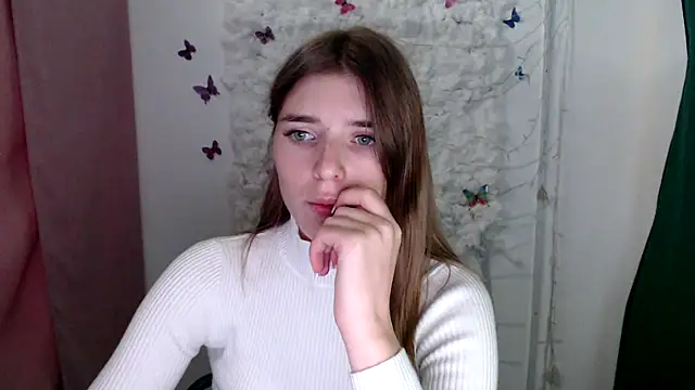 JuiceLips   online show from 09-17-25, 12:40