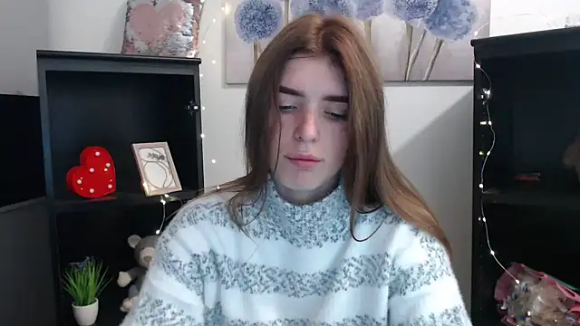 JuiceLips   online show from 10-23-25, 01:32