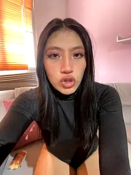 KloePink  online show from 11-13-25, 01:10