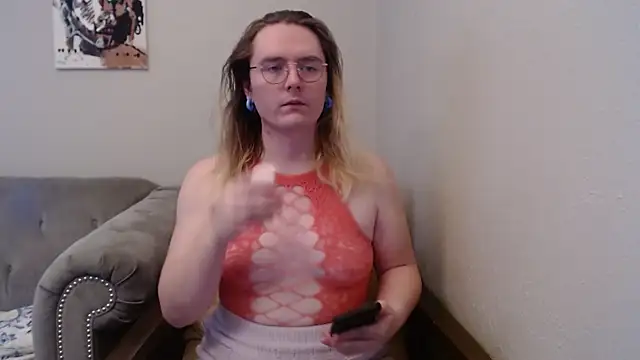 Snapshot of Elliebell chatting on 01-13-26, 05:51 Elliebell online show from 01-13-26, 05:51