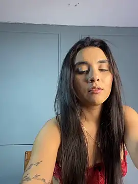 Zafira Montiel online show from 02-15-26, 08:02