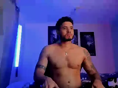 Austin torres  online show from 10-18-25, 02:25