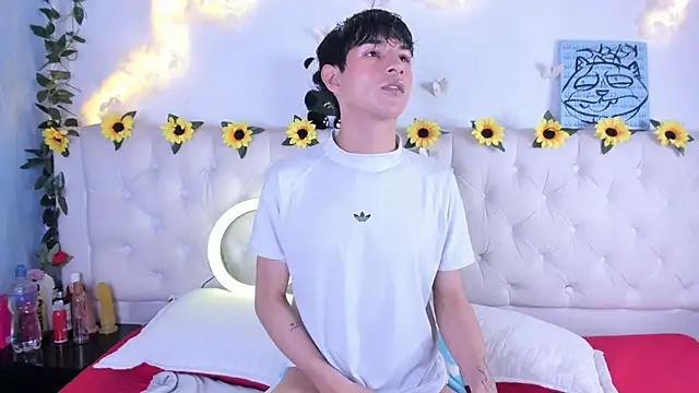 AleAurarashi online show from 01-13-26, 01:11