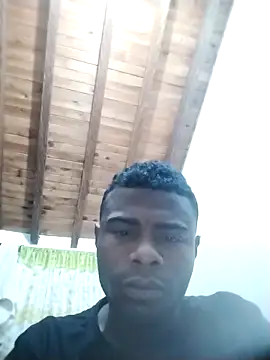 Snapshot of _yefez chatting on 10-05-25, 04:22 yefez online show from 10-05-25, 04:22