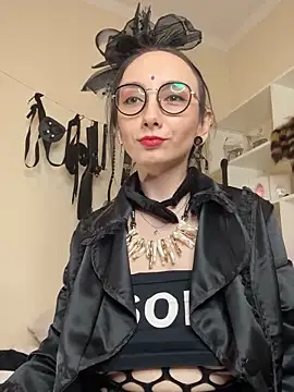 Jinhee Tiny online show from 10-29-25, 02:30