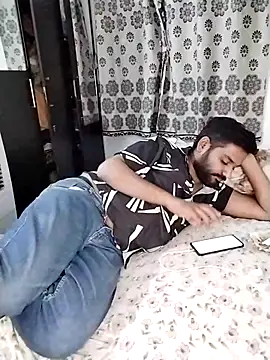 avi007p online show from 03-10-26, 06:35