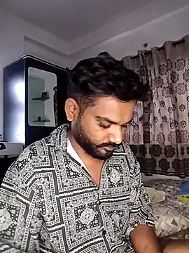 Snapshot of avi007p chatting on 06-16-26, 12:19 avi007p online show from 06-16-26, 12:19