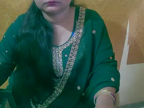Snapshot of Saniya_K chatting on 09-23-25, 05:21 Saniya K online show from 09-23-25, 05:21