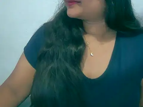 Snapshot of Saniya_K chatting on 11-01-25, 11:56 Saniya K online show from 11-01-25, 11:56