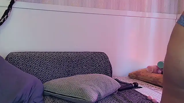 TheNaturalistX online show from 09-09-25, 02:49