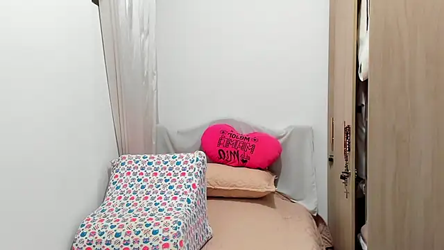 Isbettyche online show from 11-21-25, 11:25