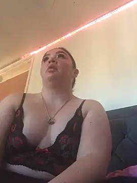 Imogenbabyyy online show from 04-24-26, 08:28