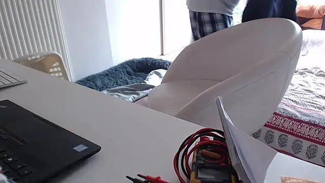 knodli online show from 10-23-25, 09:19