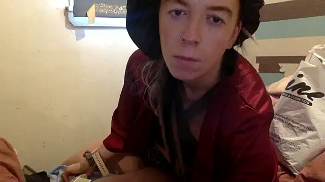 Snapshot of Bellababexox_ chatting on 09-10-25, 02:39 Bellababexox online show from 09-10-25, 02:39