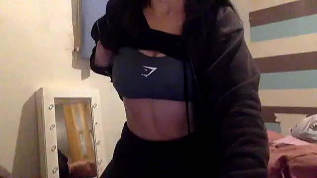 Snapshot of Bellababexox_ chatting on 09-30-25, 01:32 Bellababexox online show from 09-30-25, 01:32