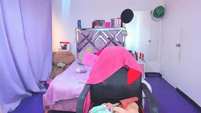 Luna Analya online show from 03-20-26, 02:55