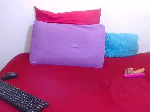 Snapshot of Blackntoxicabe6999 chatting on 09-24-25, 05:27 Blackntoxicabe6999 online show from 09-24-25, 05:27