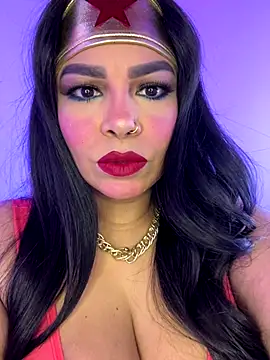 Vicky Saidi online show from 10-31-25, 01:01