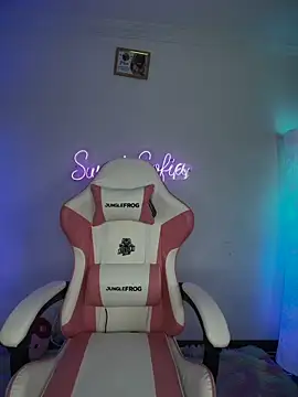 sofi sweet 7 online show from 03-11-26, 06:25