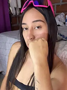 RAKEL37 online show from 04-18-26, 07:58