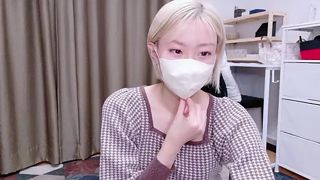 Nana  ch online show from 02-19-26, 08:16