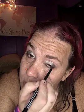 Courdles online show from 11-19-25, 04:40