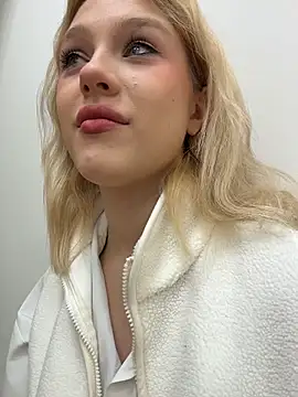 CaitlinSugar online show from 10-30-25, 04:47