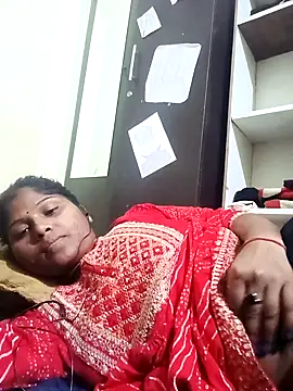 Snapshot of Sneha16 chatting on 09-15-25, 04:51 Sneha16 online show from 09-15-25, 04:51