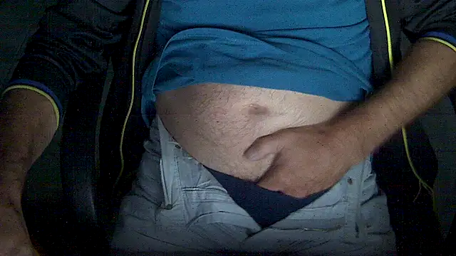 Snapshot of velikifant7 chatting on 11-15-25, 05:16 velikifant7 online show from 11-15-25, 05:16