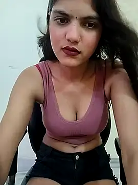 Snapshot of sexy_lips99 chatting on 09-15-25, 04:23 sexy lips99 online show from 09-15-25, 04:23