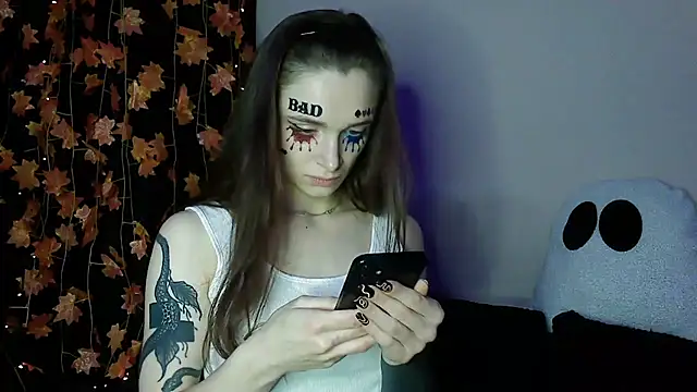   Leyla   online show from 10-29-25, 05:36