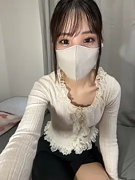 riri  nyan o0 online show from 10-11-25, 05:17