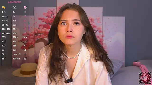 Snapshot of KissieKat chatting on 10-05-25, 07:28 KissieKat online show from 10-05-25, 07:28