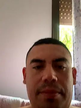 Snapshot of davidxxx099 chatting on 09-08-25, 04:17 davidxxx099 online show from 09-08-25, 04:17