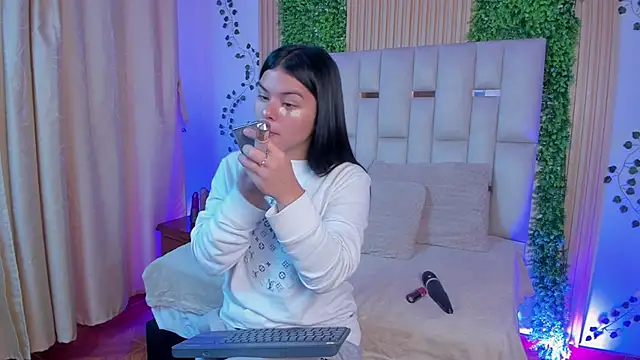 Jade Nmm online show from 01-16-26, 12:53