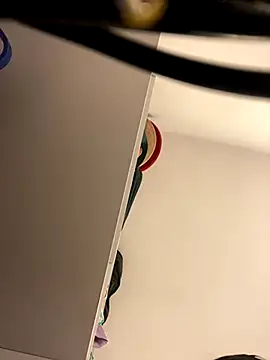 EmilyHarperr online show from 11-22-25, 11:09