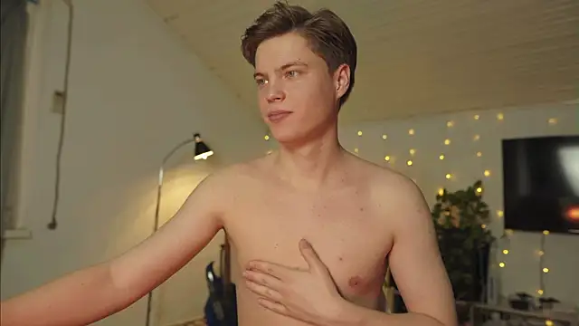 RusBradPitt online show from 02-20-26, 03:01