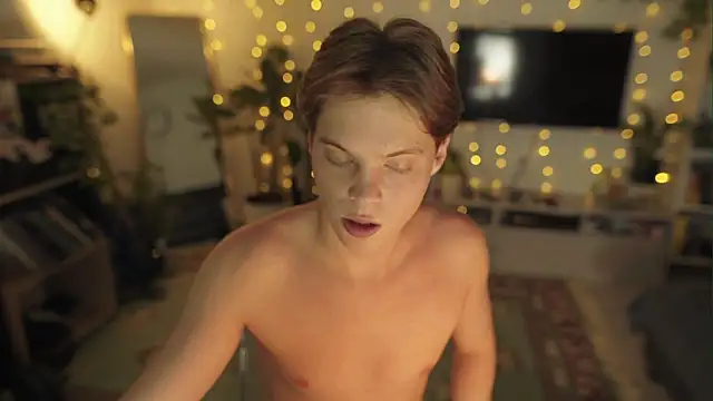 RusBradPitt online show from 06-09-26, 03:45
