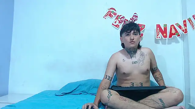 onixandghosty1 online show from 12-22-25, 07:11