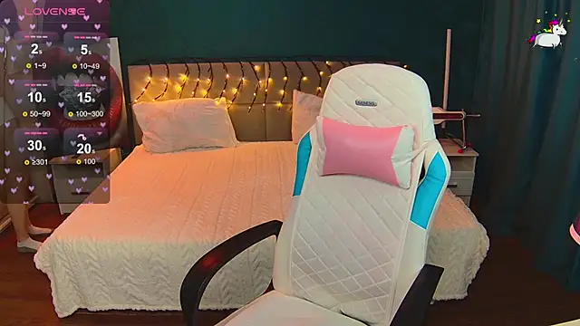 Lunamytrend online show from 11-27-25, 12:07